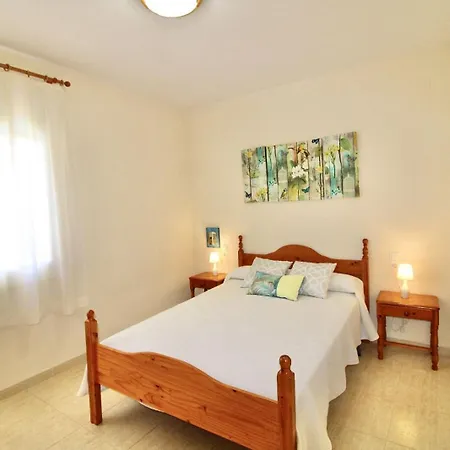 Alzines Con Piscina Privada Ac Y Wifi Villa